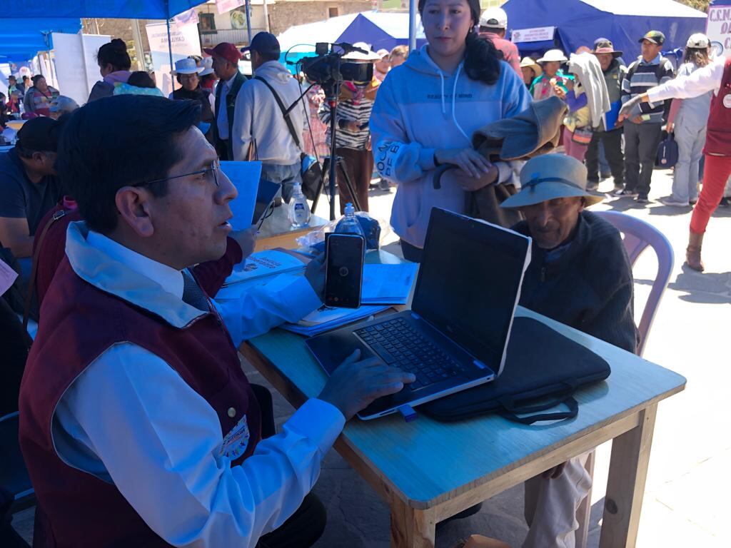 Permiten que un adulto mayor de 86 años sea inscrito en el registro civil. (Foto: Difusión)