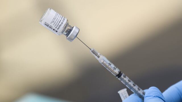 EE.UU. se prepara para vacunar contra el COVID-19 a niños de entre 5 y 11 años en noviembre