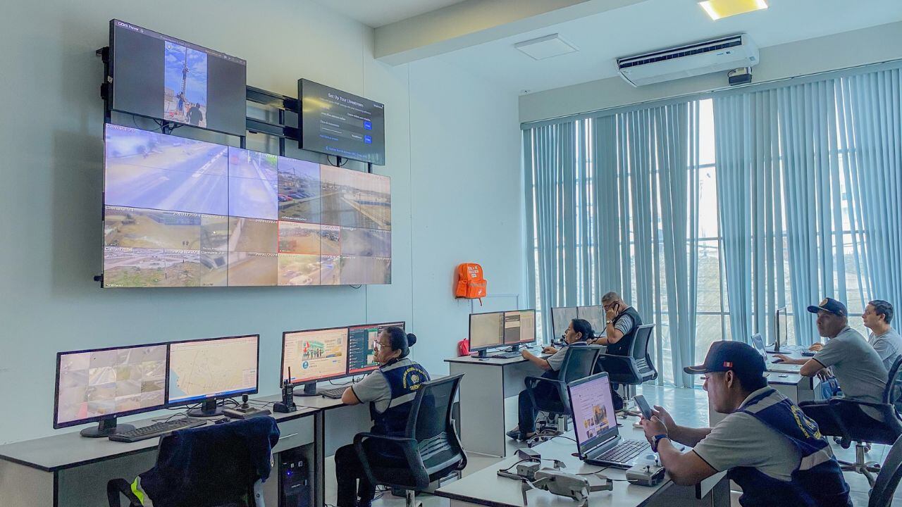 Contraloría detecta que la comuna de Laredo tiene 16 de estos dispositivos sin funcionar, mientras que en El Porvenir hay 23, en Huanchaco 38 y en Víctor Larco 40. Además, hay otras que no graban con nitidez y podrían apagarse por falta de mantenimiento. También advierte que serenos patrullan sin equipos de protección.