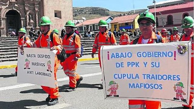 Mineros rechazan el “paquetazo laboral” con marcha y protesta