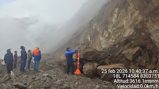 Derrumbe de rocas bloquea el tránsito en el distrito de Toro, Arequipa