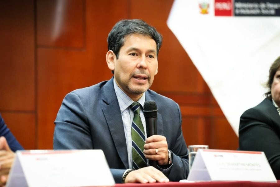 Ministro Julio Demartini, titular del Midis, bajo investigación preliminar por la Fiscalía de la Nación. En 2024 se salvó de una censura en el Congreso por el caso Qali Warma. (Foto: Andina)