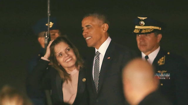Barack Obama llegó a Lima para participar en cumbre del APEC