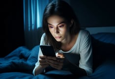 Cuidado con el uso prolongado de pantallas: Aumento de problemas visuales en universitarios