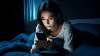 Cuidado con el uso prolongado de pantallas: Aumento de problemas visuales en universitarios