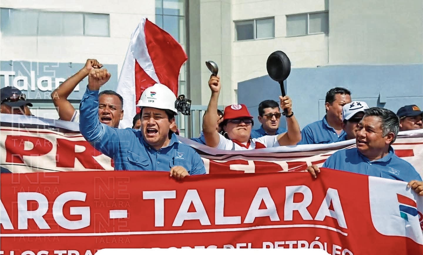 A personal de Petroperú le atribuyen gollerías.
