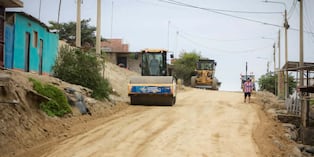 Más de 2,500 familias de Nuevo Jerusalén y El Mirador ahora cuentan con vías en mejores condiciones, lo que facilita el tránsito diario y el acceso oportuno de ambulancias, patrulleros y bomberos en caso de emergencia.