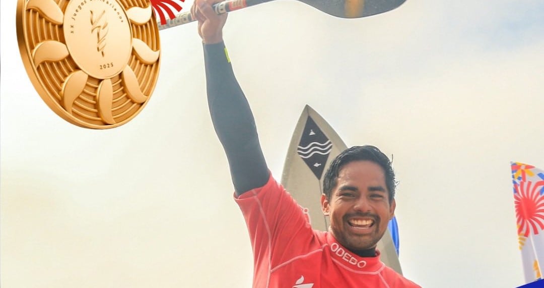 Sebastián Gómez ganó la final de SUP Surf ante el chileno Gabriel Salazar y se colgó la medalla de oro, mientras que Tamil Martino completó el podio con un valioso bronce para Perú.