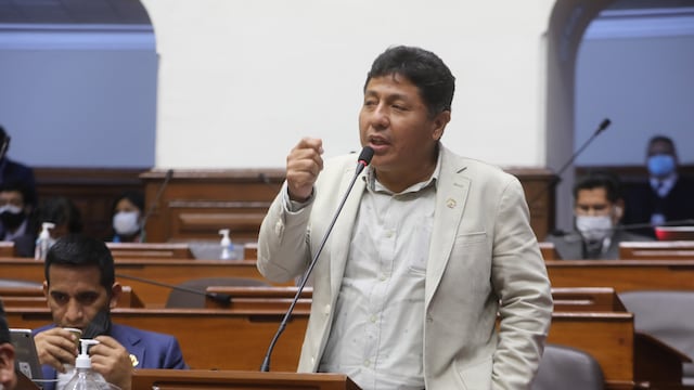 Ica: Comisión de Ética del Congreso admite denuncia contra Raúl Doroteo por caso “mochasueldo”