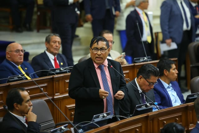 Senado aprueba con 35 votos facultades legislativas al Gobierno por 90 días (Foto: Antonio Melgarejo/GEC)