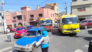 Arequipa: Tráfico y malestar en primer día de cierre de la av. Andrés Martínez en Vallecito (FOTOS)