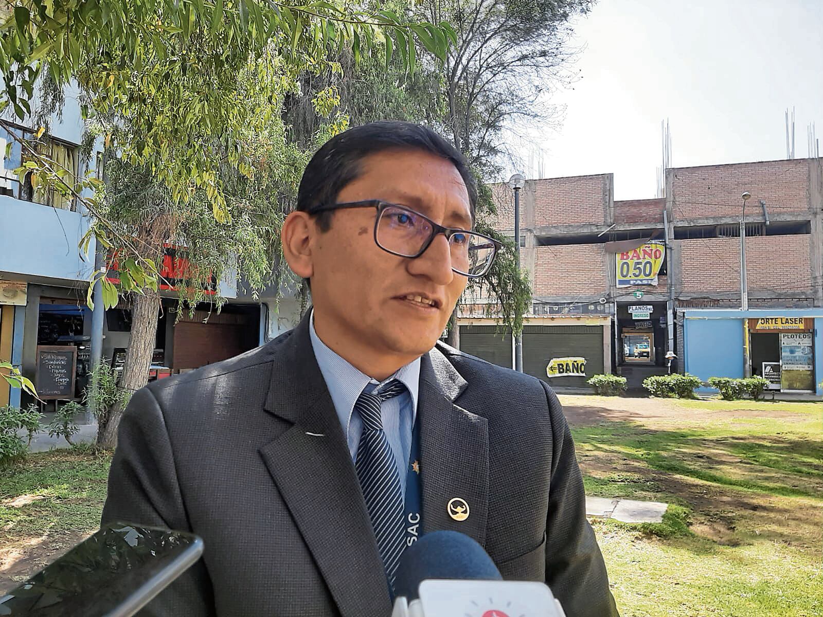 Coordinador exhorta a padres a llevar a sus hijos a vacunarse. (Foto: GEC)