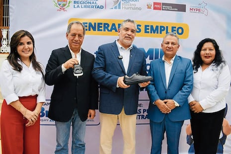 La Libertad: Comprarán 28 mil zapatillas a colegiales