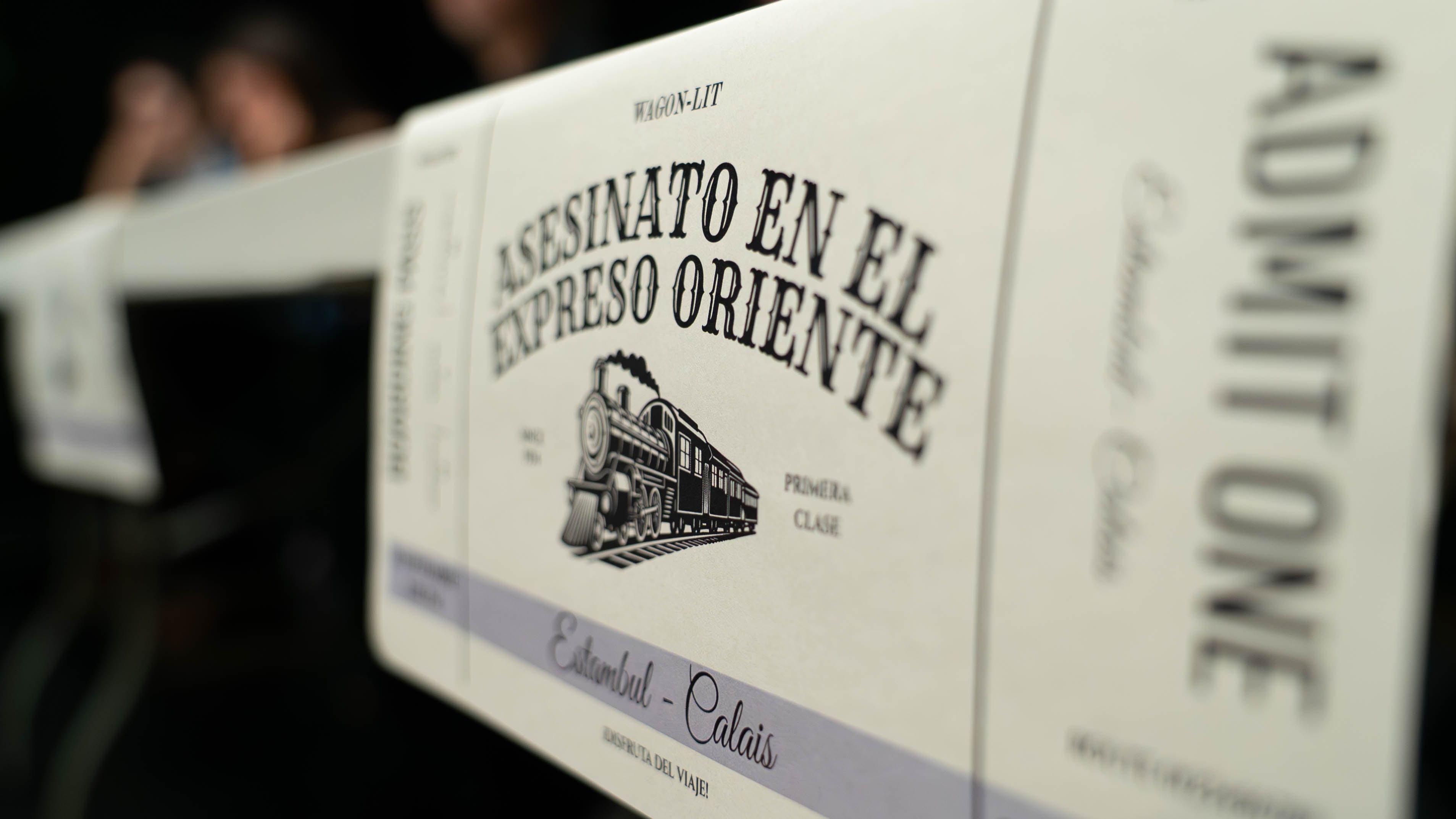 La adaptación teatral de Ken Ludwig será dirigida por Rodrigo Falla y tendrá a Carlos Mesta como Hercule Poirot.