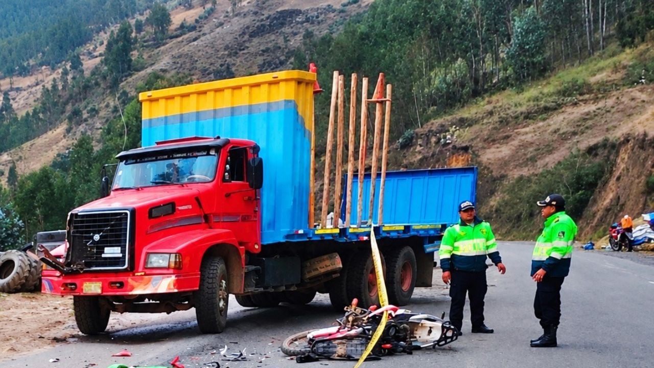 Menores iban en una motocicleta por el distrito de Agallpampa, en Otuzco.