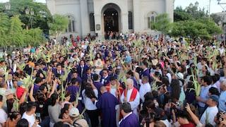 Ica inició la Semana Santa con el Domingo de Ramos y masiva participación en el templo de Luren