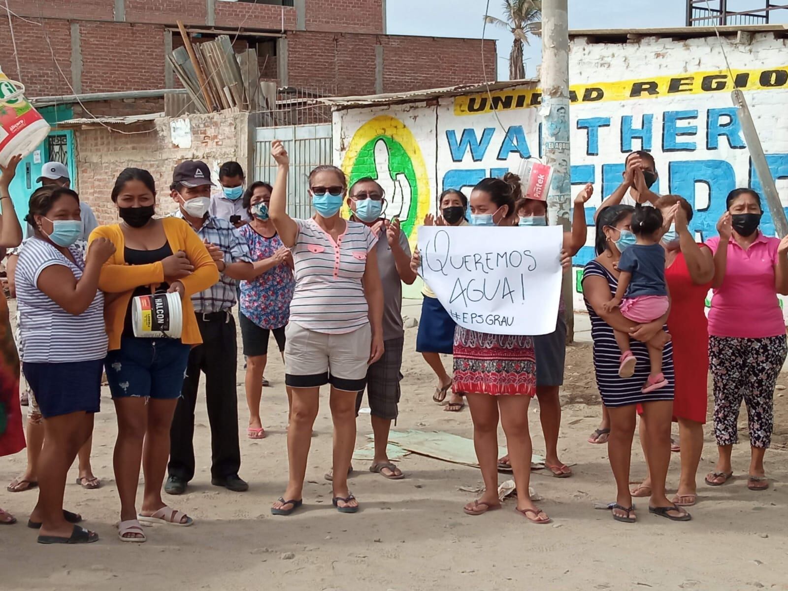 Los moradores amenazaron con ir al local de la EPS Grau para que solucionen este problema, ya que por varios años la restricción del servicio es constante. Piden reponer el servicio