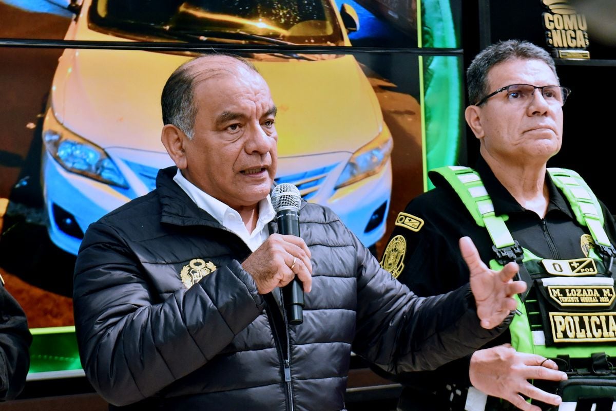 César Astudillo, ministro del Interior, es uno de los nombres que más figura en los pedidos. Foto: Mininter.
