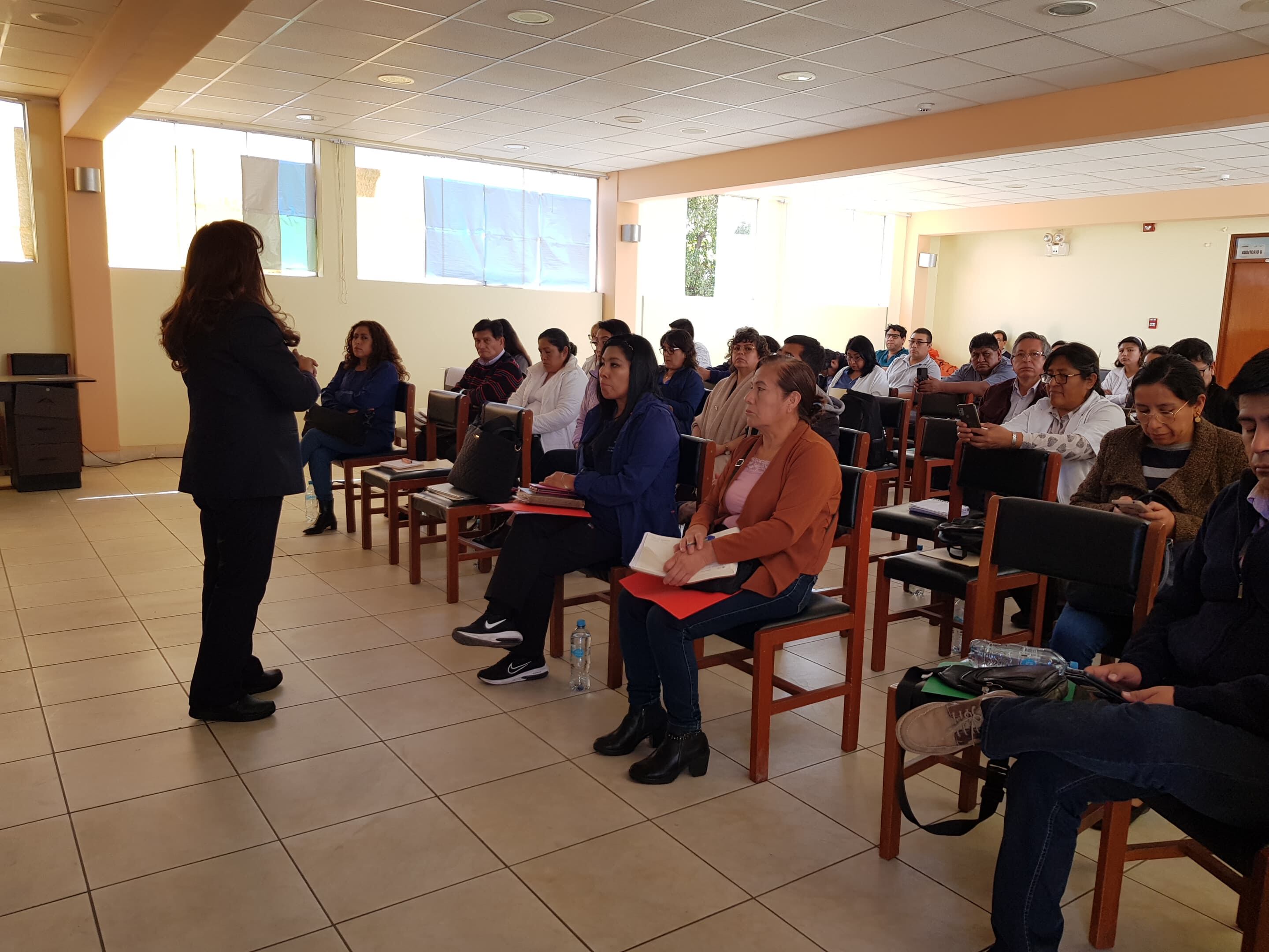 Médicos son capacitados para atenciones de enfermedades cardiacas e hipertención. (Foto: GEc)