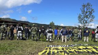 México: autoridades capturan a 37 sicarios durante un “narcocampamento”