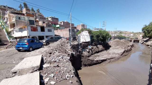 Arequipa: Construcción de puente en sector de Pozo Negro estará terminado en diciembre