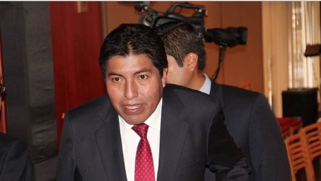 Central de barrios de Puno en paro contra alcalde Iván Flores