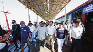 Pisco: Ministro de la Producción constata colapso del muelle en San Andrés