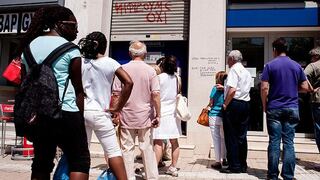 Grecia reabrirá bancos este lunes y flexibilizará retiros en efectivo
