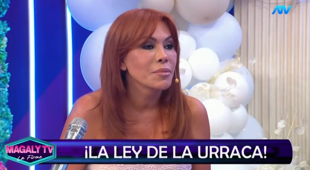 La conductora reconoció los 39 años de su colega en la televisión, pero cuestionó su desenvolvimiento en redes sociales.