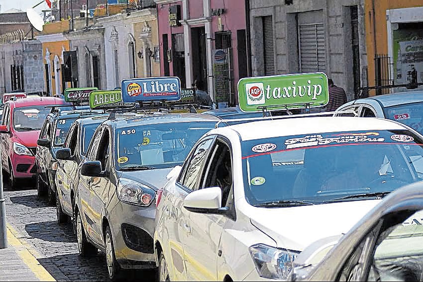 Taxistas se favorecen con reducción del 90% de las multas