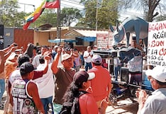 Piura: Vecinos arrojan huevos al alcalde de Catacaos