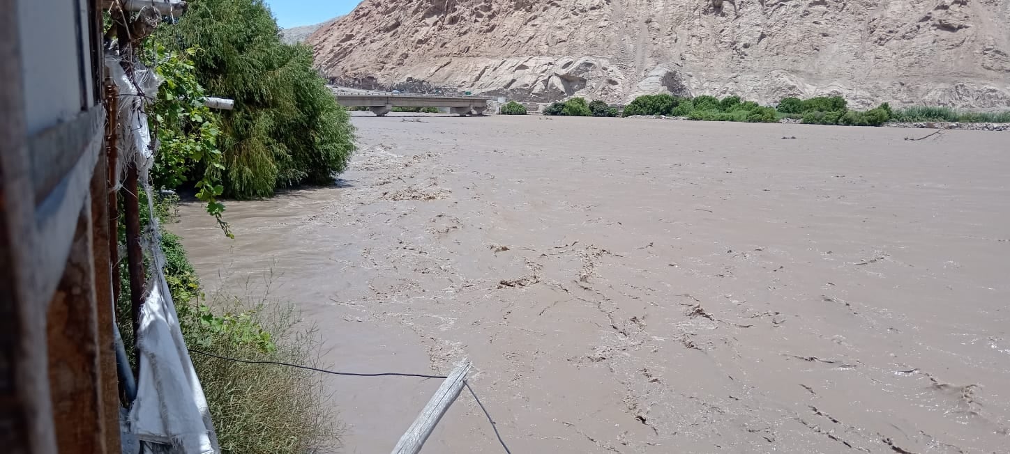 Incremento del caudal del río Ocoña, Camaná. Foto: Municipalidad de Ocoña.