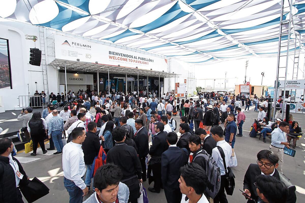 Perumin suele convocar a miles de personas durante los cinco días de la Convención Minera. (Foto: Difusión)