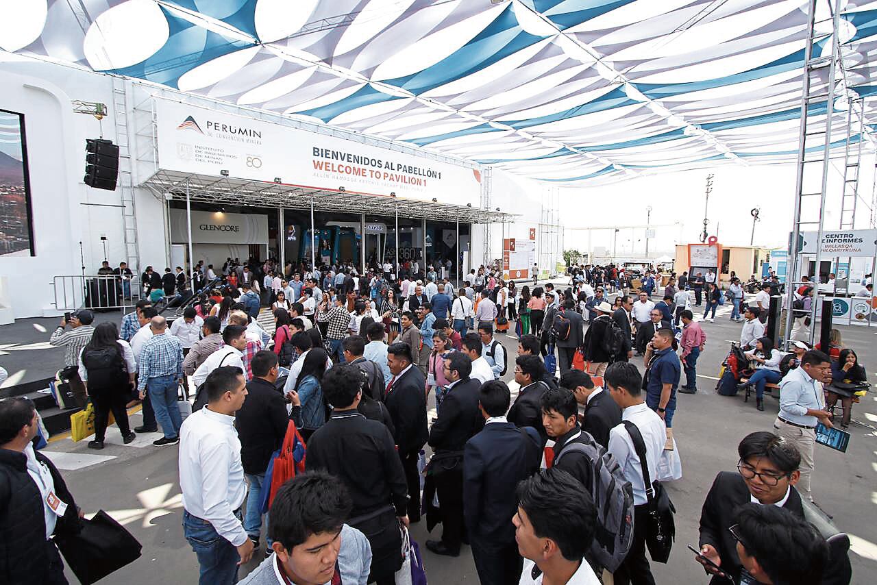 Perumin congregó a miles de personas durante cinco días en Cerro Juli. (Foto: Difusión)