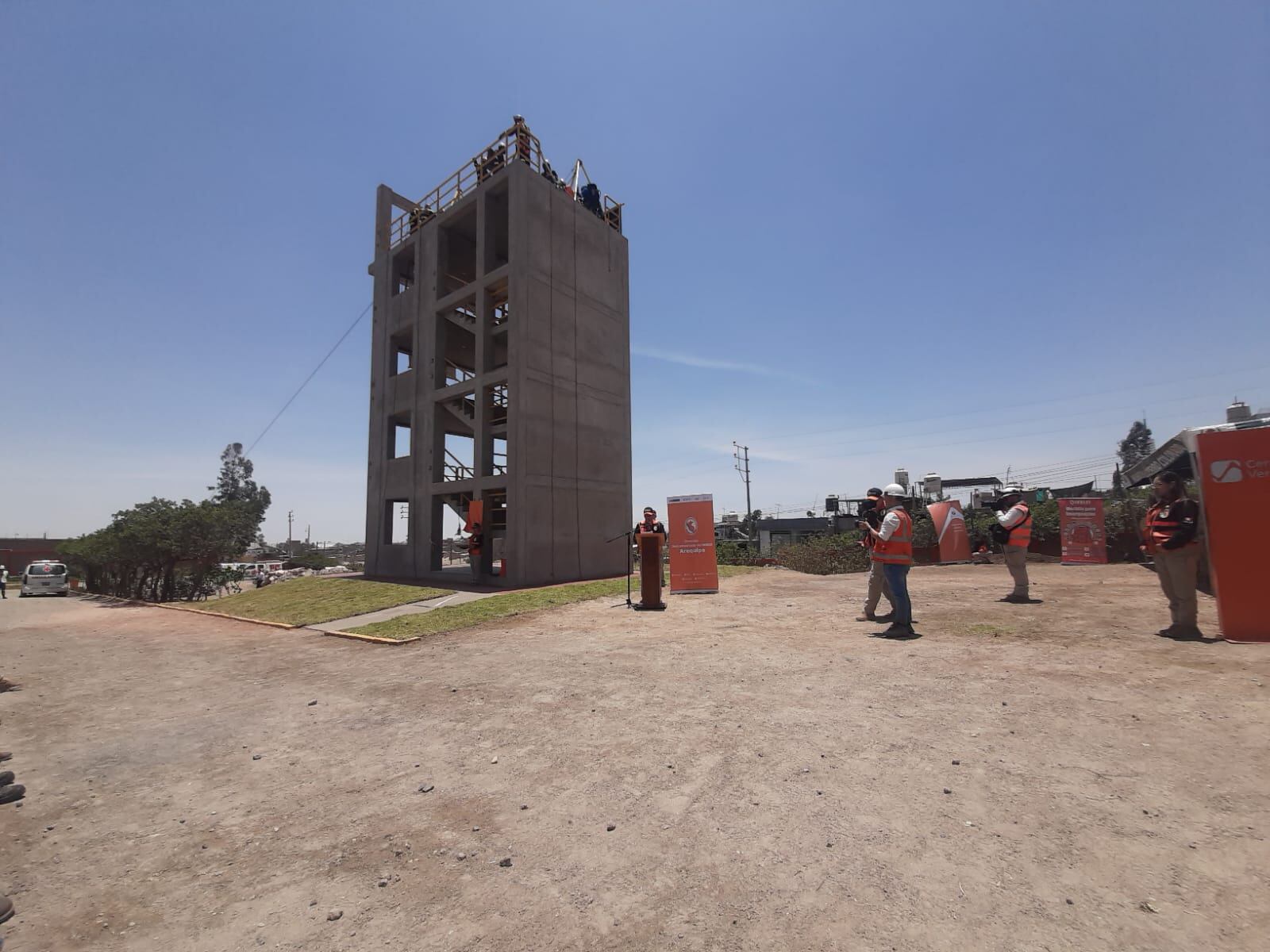 Torre de entrenamiento para actuar ante emergencias. (Foto: GEC)