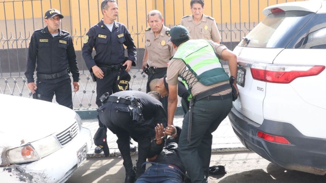 Balacera se registró a una cuadra de la Plaza de Armas de Trujillo. (Foto: Ángel Padilla)