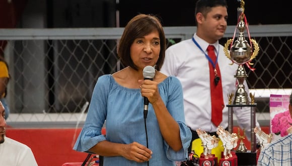 Alcaldesa Janet Cubas