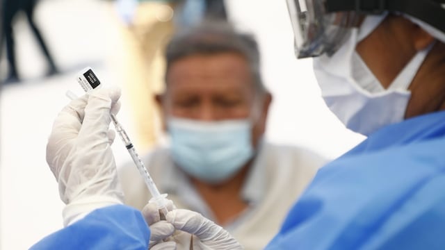 Minsa tomará acciones penales por vacunación irregular contra el COVID-19 en Loreto