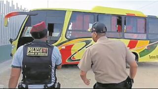 En La Libertad también pondrán a policías en buses