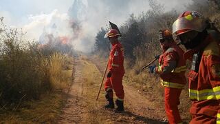 Bomberos sufren lesiones por no contar con equipo para incendios forestales