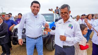 La Libertad: Entregan camioneta para reforzar seguridad y desarrollo en Alto Trujillo