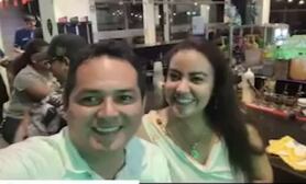 Yuliana Perea y su pareja.