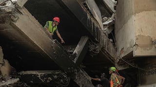Continúa el rescate de un sobreviviente que lleva 7 días bajo los escombros en Venezuela