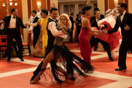 Jennifer Lopez y Diego Luna protagonizan la nueva versión de El beso de la mujer araña