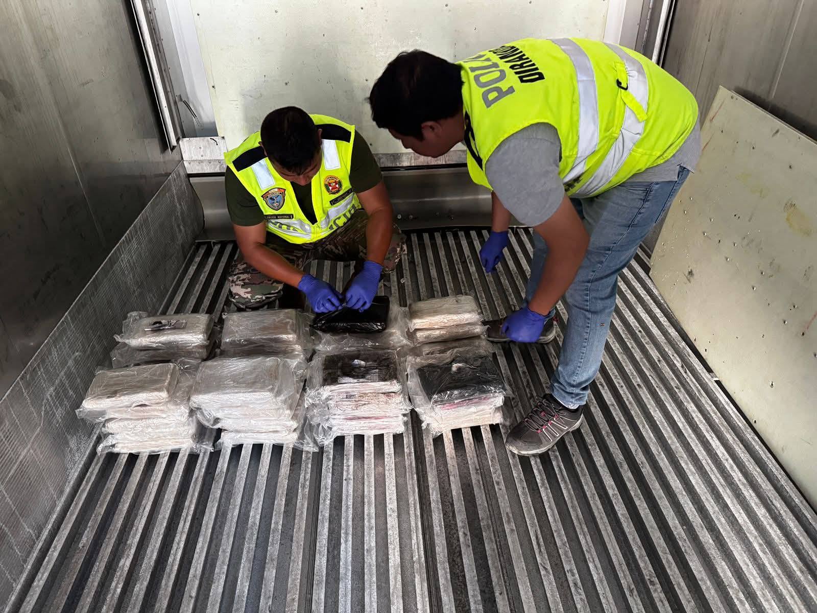 Droga fue descubierta en momento que descargaban productos en un predio en la provincia de Sullana