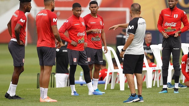 Selección peruana entrenó junto a la sub-23 con miras a los choques ante Colombia y Chile (FOTOS)
