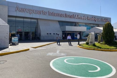 Aeropuerto de Arequipa tuvo gran flujo de pasajeros en agosto. (Foto: Andina)