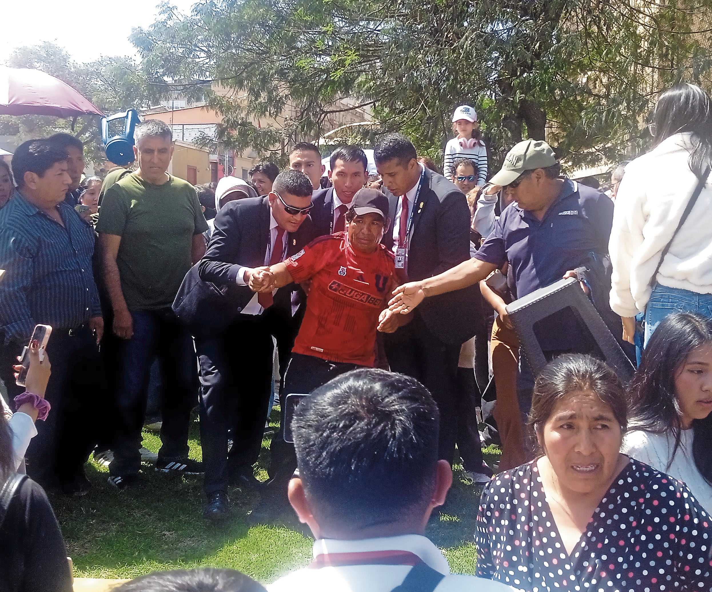 El varón de nombre David fue intervenido por agentes de Seguridad del Estado. (Foto: Difusión)
