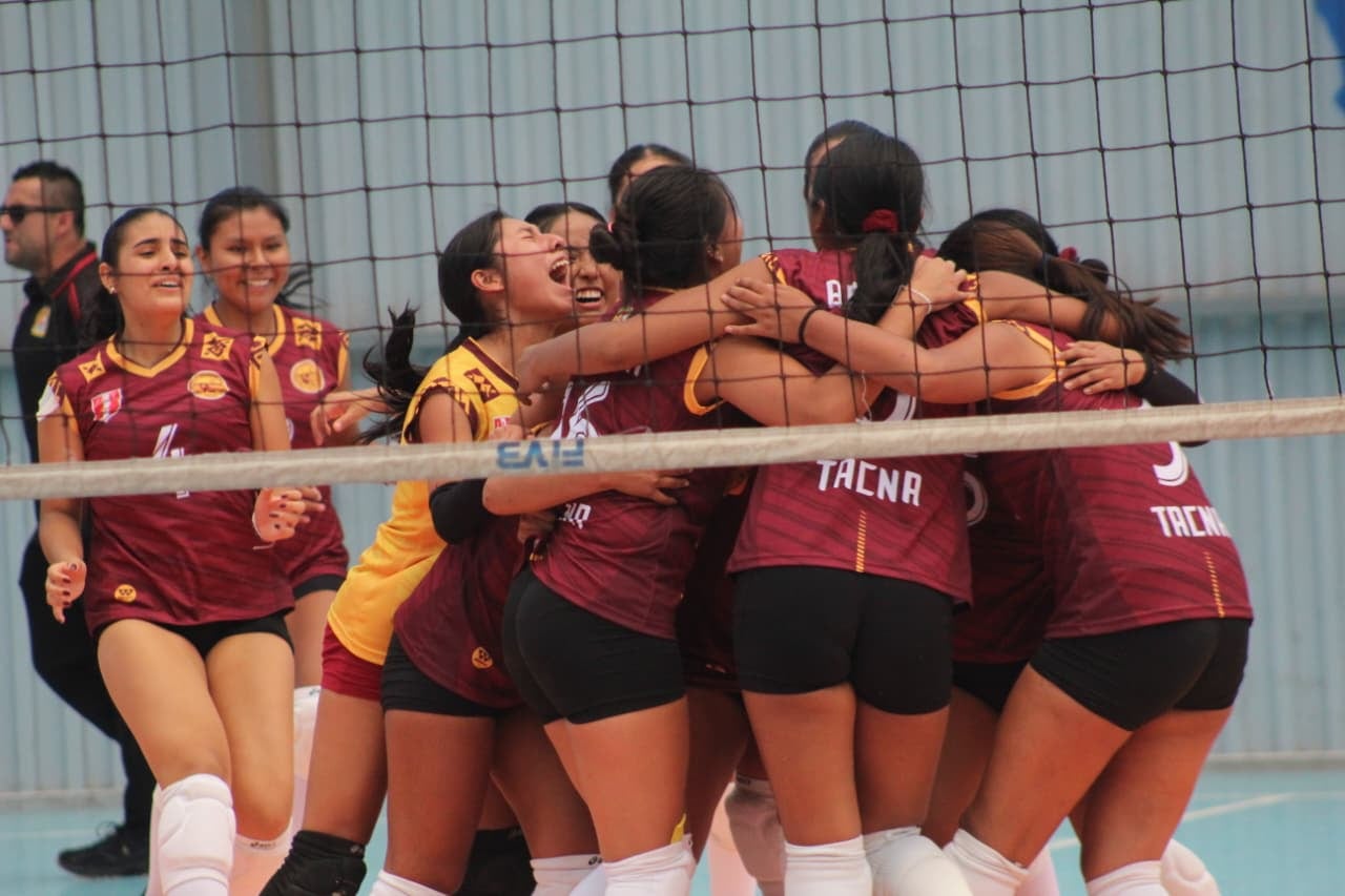 Cayma cae ante Tacna en primer partido del Regional de Vóleibol U-15. (Foto: Álvaro Figueroa/@photo.gec)