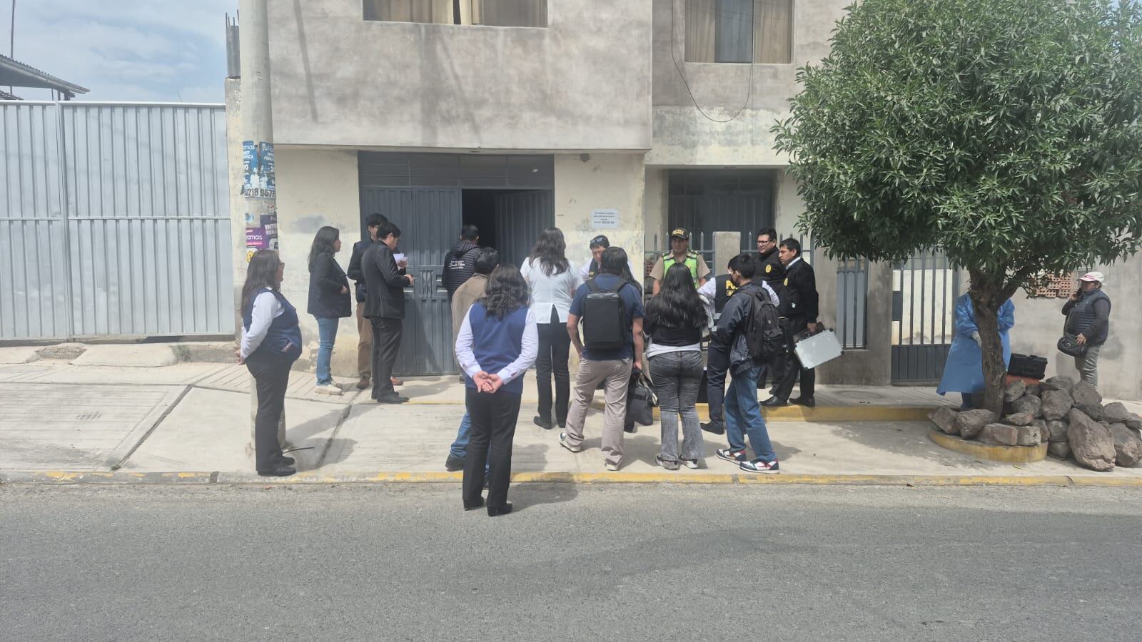 Trabajador fue hallado sin vida en el interior de su vivienda, en Cerro Colorado. Foto: GEC.